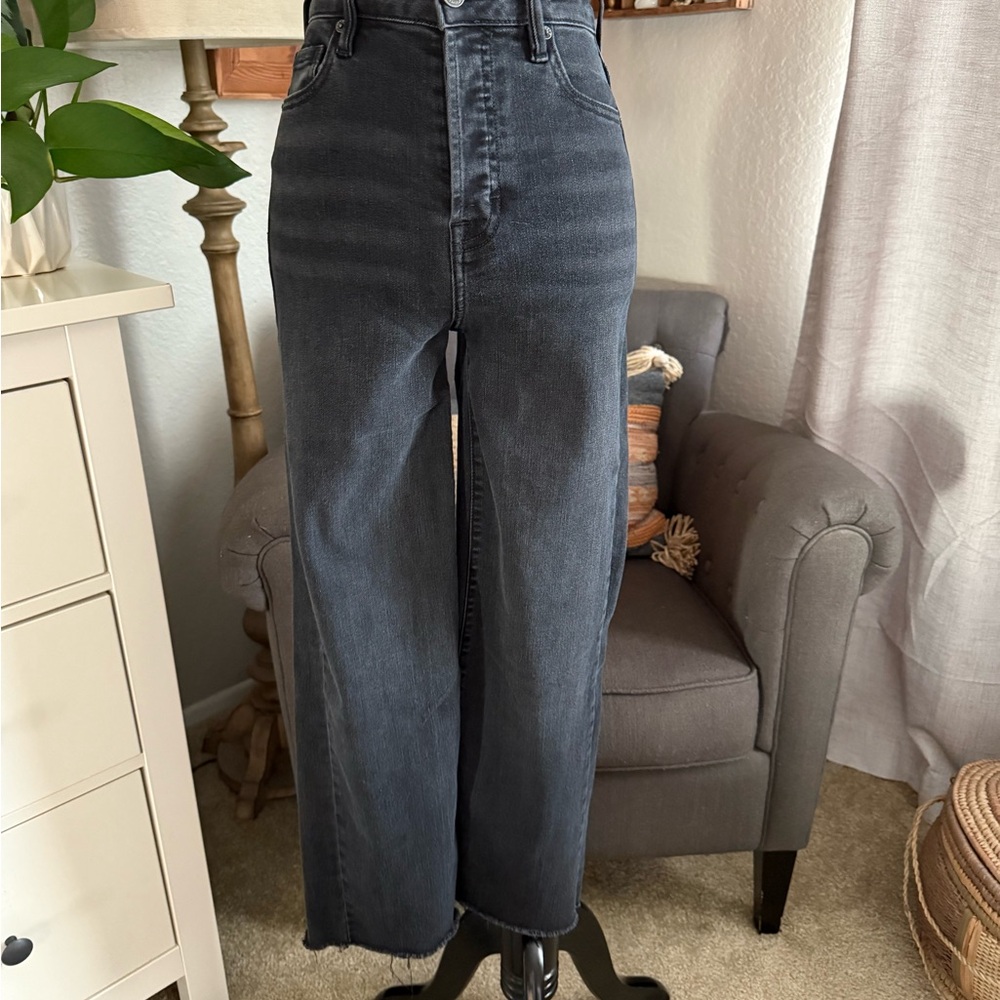 Classic High Waisted Wide-Leg Gray Jeans